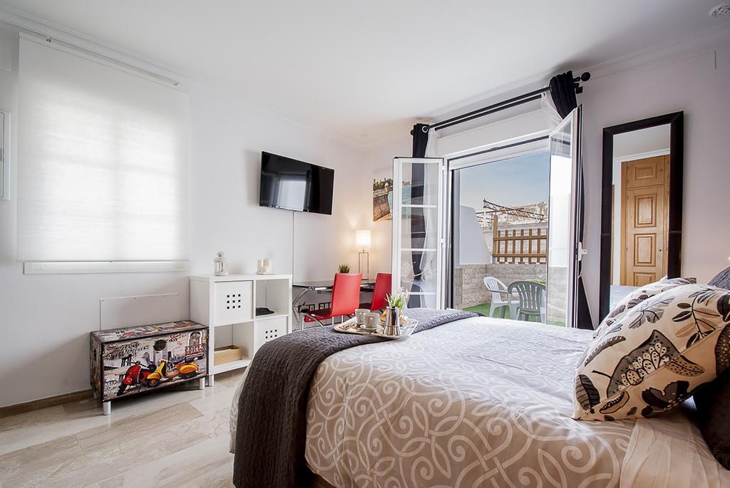 STUDIO NOVENA CENTRO CADIZ (Spain) - from £ 112 | HOTELMIX